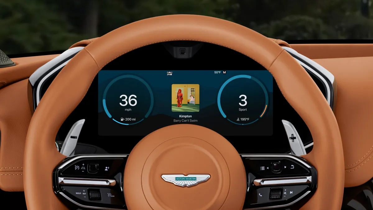 iOS 26 功能解析:Apple Intelligence 來襲,iPhone 進入 AI 個人時代 30 CarPlay Ultra 在駕駛者所有螢幕上提供整齊一致的體驗,而且能控制如收音機和空調等車輛功能,現在推出全新設計,進一步提升美感。